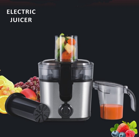 Juicer with Wide Opening